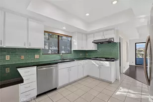 1425 Columbia Dr, Glendale, CA 91205 - Photo 12