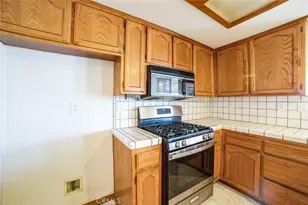 3010 Silver Ridge Dr, Pinon Hills, CA 92372 - Photo 10