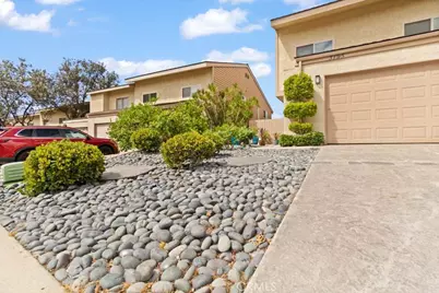 3195 Sunburst, Thousand Oaks, CA 91360 - Photo 2