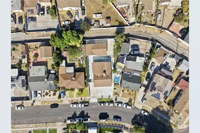 11917 Burton Street, North Hollywood, CA 91605 - Photo 32