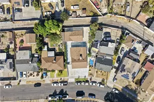 11917 Burton St, North Hollywood, CA 91605 - Photo 32