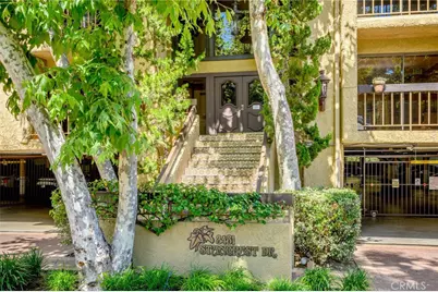 3481 Stancrest Drive #123, Glendale, CA 91208 - Photo 2