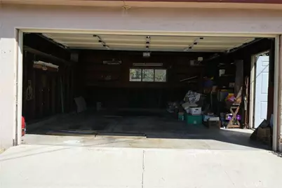 7927 Kentwood Avenue, Los Angeles, CA 90045 - Photo 32