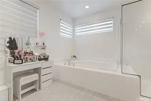 28619 Bloom, Saugus, CA 91350 - Photo 36