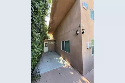 1344 E Broadway, Glendale, CA 91205 - Photo 6