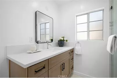 9506 Sandusky Avenue, Los Angeles, CA 91331 - Photo 18