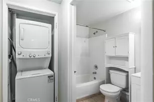 2915 Montrose Ave, Glendale, CA 91214 - Photo 12
