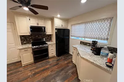 2484 Cambridge, Fullerton, CA 92835 - Photo 4