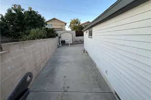 2484 Cambridge, Fullerton, CA 92835 - Photo 38