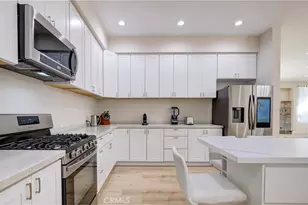 1849 Los Encinos, Glendale, CA 91208 - Photo 16