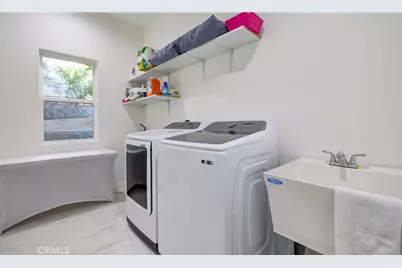 1849 Los Encinos, Glendale, CA 91208 - Photo 22