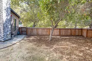 1849 Los Encinos, Glendale, CA 91208 - Photo 36