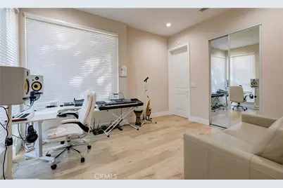 1849 Los Encinos, Glendale, CA 91208 - Photo 20