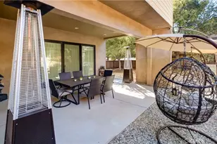 1849 Los Encinos, Glendale, CA 91208 - Photo 34