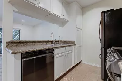 23302 Marigold #Y202, Torrance, CA 90502 - Photo 2