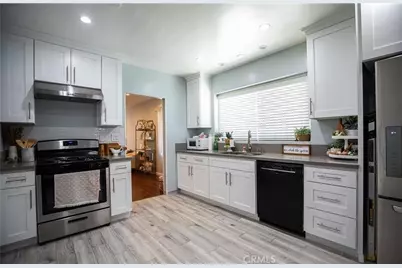 541 E Palmer Avenue, Glendale, CA 91205 - Photo 14