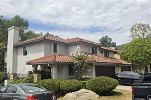 11111 Carleen Ct, Tujunga, CA 91042 - Photo 2