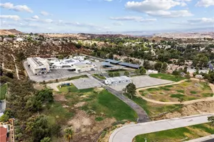 26173 Abdale, Newhall, CA 91321 - Photo 6