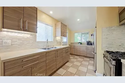 7827 Louise, Northridge, CA 91325 - Photo 12