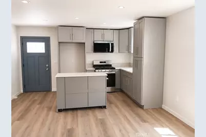 19331 Lorne St., Reseda, CA 91335 - Photo 8