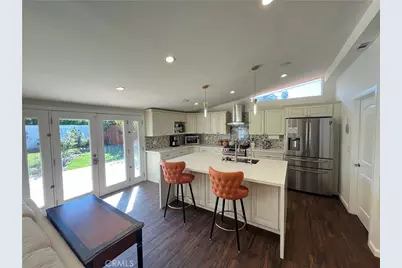 19412 Cantara St, Reseda, CA 91335 - Photo 8