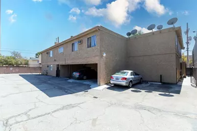 11341 Victory Boulevard, North Hollywood, CA 91606 - Photo 4