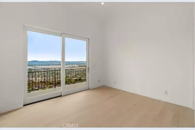 10050 Olivia Terrace, Los Angeles, CA 91352 - Photo 46