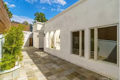 10050 Olivia Terrace, Los Angeles, CA 91352 - Photo 10