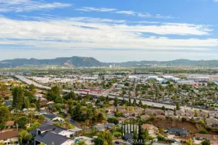 10050 Olivia Terrace, Los Angeles, CA 91352 - Photo 38