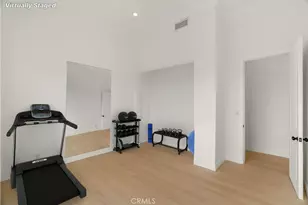 10050 Olivia Terrace, Los Angeles, CA 91352 - Photo 48