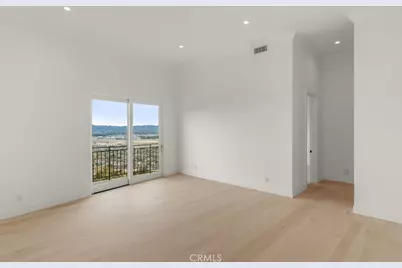 10050 Olivia Terrace, Los Angeles, CA 91352 - Photo 52