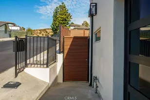 10050 Olivia Terrace, Los Angeles, CA 91352 - Photo 8