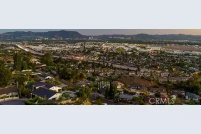 10050 Olivia Terrace, Shadow Hills, CA 91352 - Photo 2