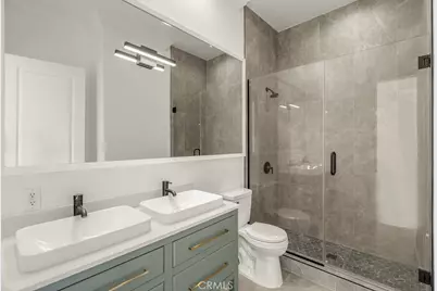10050 Olivia Terrace, Los Angeles, CA 91352 - Photo 62
