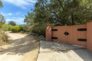 2401 Cascadia Dr, Glendale, CA 91206 - Photo 64