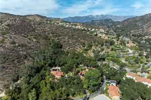 2401 Cascadia Dr, Glendale, CA 91206 - Photo 70