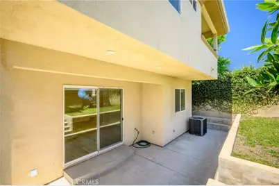 10508 Fernglen Avenue, Tujunga, CA 91042 - Photo 32