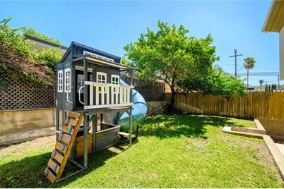 10508 Fernglen Avenue, Tujunga, CA 91042 - Photo 34