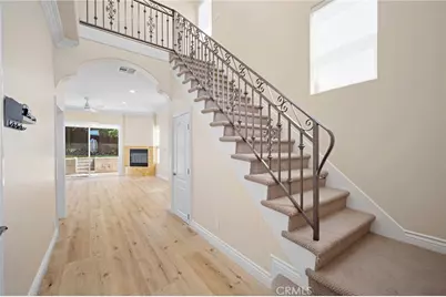 10508 Fernglen Avenue, Tujunga, CA 91042 - Photo 14