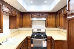 1637 N Verdugo Rd, Glendale, CA 91208 - Photo 10