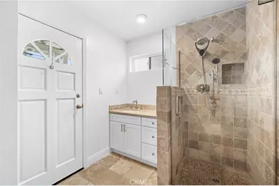 11555 Collett Ave, Granada Hills, CA 91344 - Photo 22