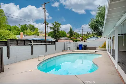 11555 Collett Ave, Granada Hills, CA 91344 - Photo 38