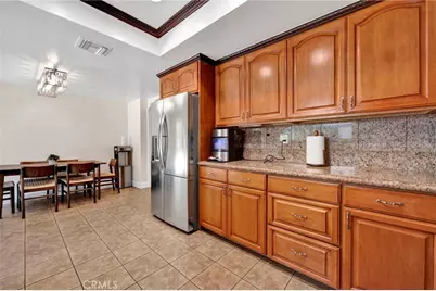 21049 Community, Canoga Park, CA 91304 - Photo 14