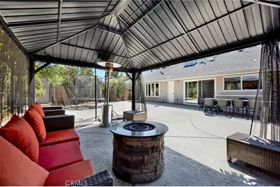 21049 Community, Canoga Park, CA 91304 - Photo 28