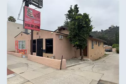 6938 6940 Foothill Boulevard, Tujunga, CA 91042 - Photo 6