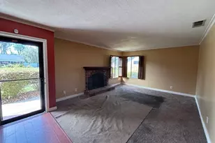 93 Dobkin Pl, Simi Valley, CA 93065 - Photo 2