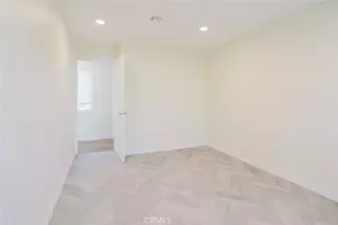 10721 Crockett, Los Angeles, CA 91352 - Photo 38