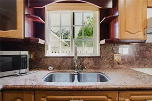 10721 Crockett, Los Angeles, CA 91352 - Photo 32