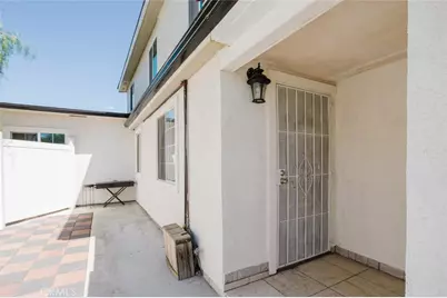 10721 Crockett, Los Angeles, CA 91352 - Photo 42