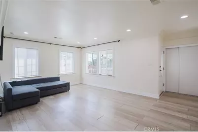 10721 Crockett, Los Angeles, CA 91352 - Photo 8